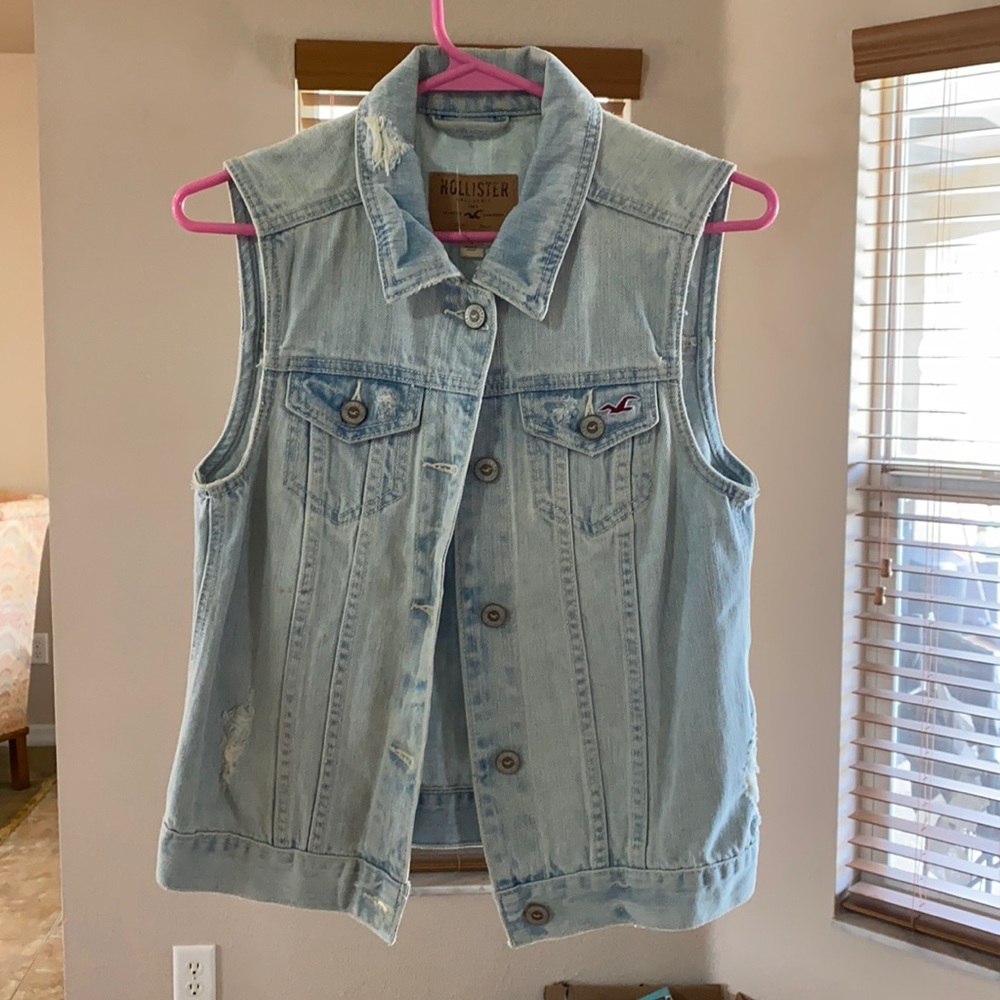 Jean vest , size small, light blue worn twice